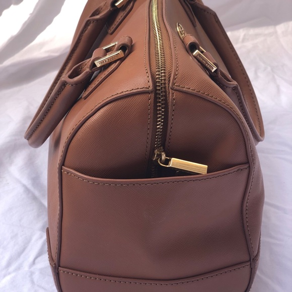 Tory Burch Robinson Middy Satchel - Picture 6 of 8